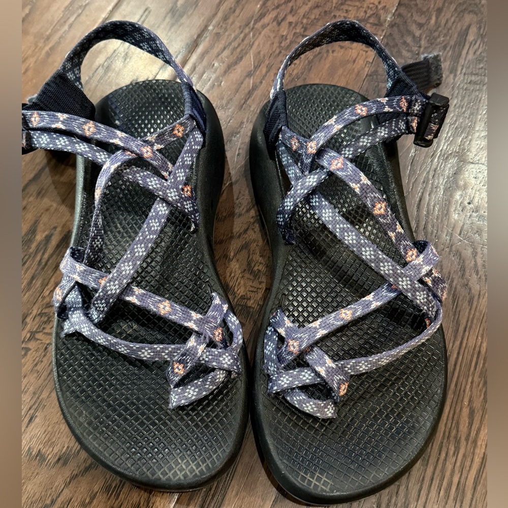 Chacos ZX2 Sandals Women’s Blue Aztec Toe Loop Strap size 9